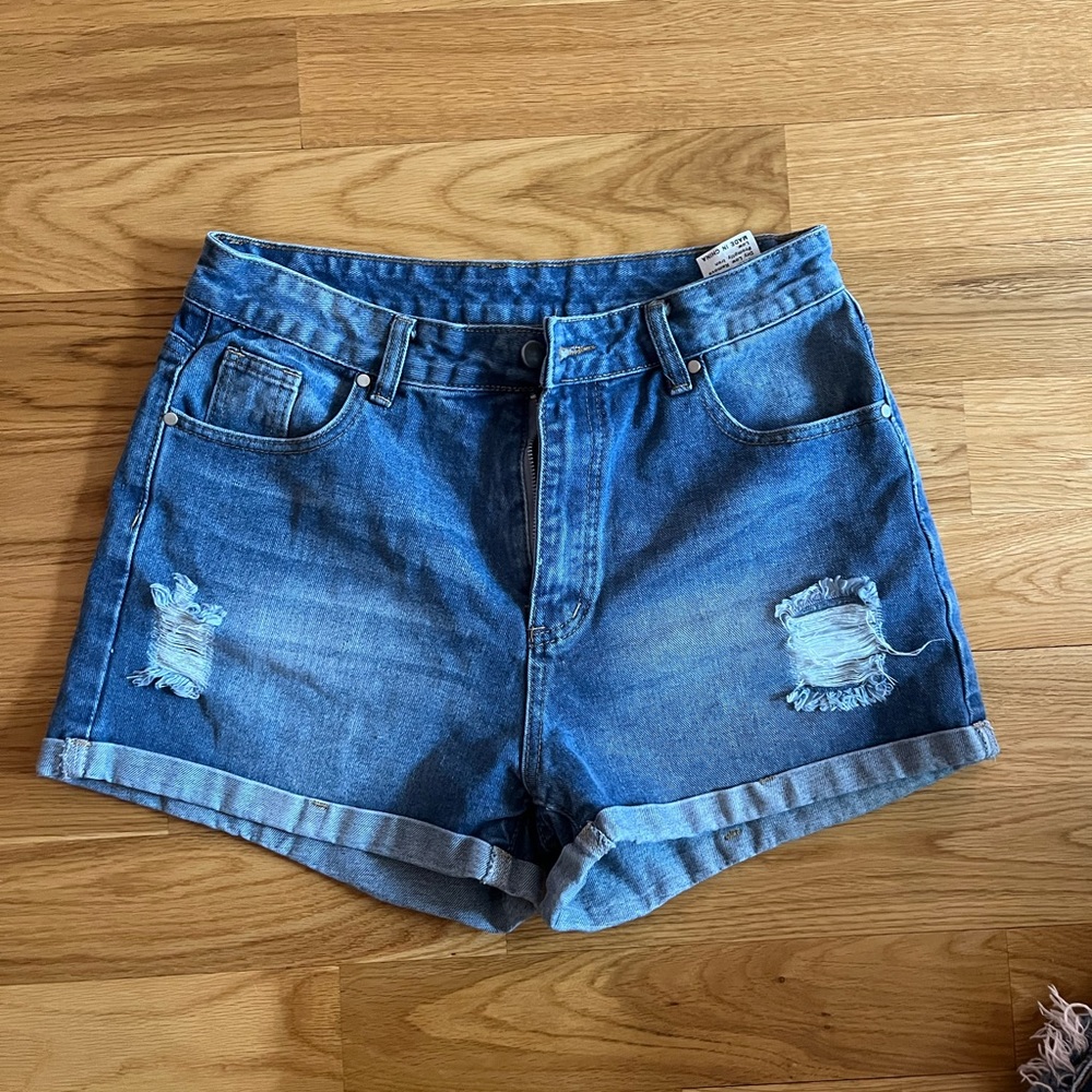 SHEIN jean shorts in brand new condition